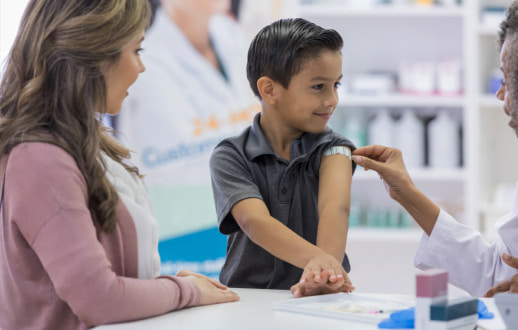 Pareja resolviendo imprevistos.